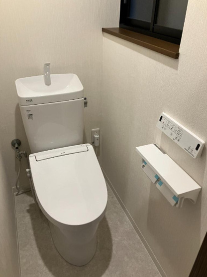 【トイレ】 | 八尾市永畑町1丁目 | トイレは1階と2階の2ヶ所に完備♪2ヶ所ともにトイレ新調です☆