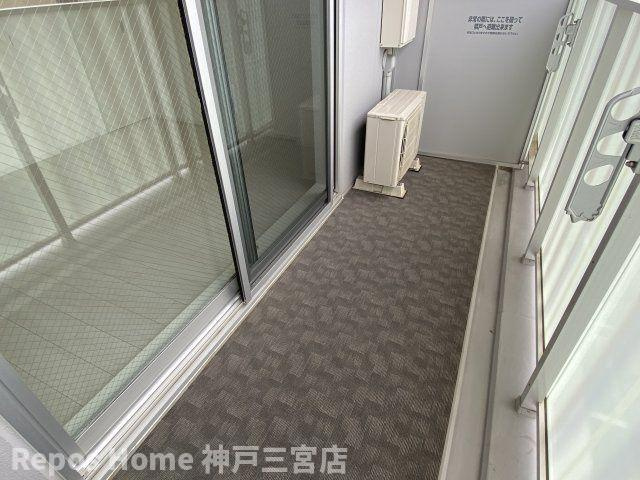 プラネソシエ神戸元町のバルコニー