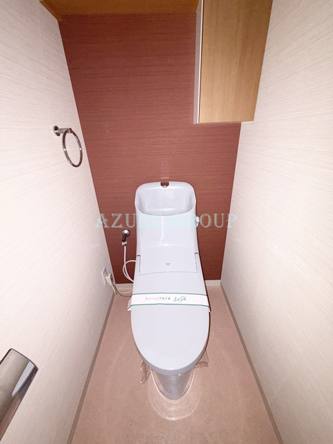 ライフヒルズ北山田C棟のトイレ