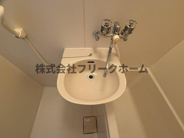 小金井市貫井南町３丁目の賃貸マンションの玄関