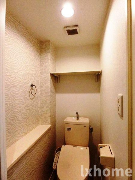 ルミナス岸部中のトイレ|清潔感のあるトイレです