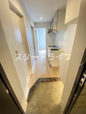 大阪市淀川区宮原５丁目の賃貸マンションの玄関