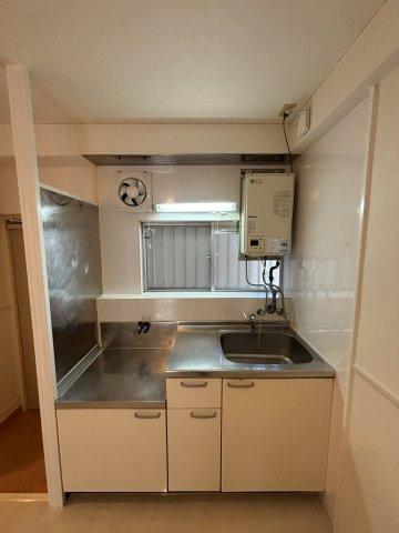 マンション富貴苑のキッチン