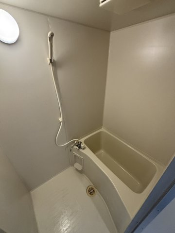 マンション富貴苑の浴室