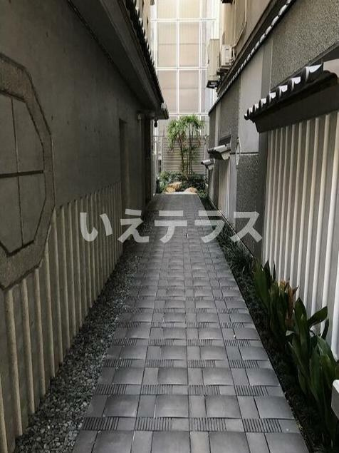 とけいや館のロビー
