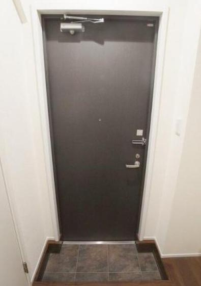 ノナ駒場の玄関