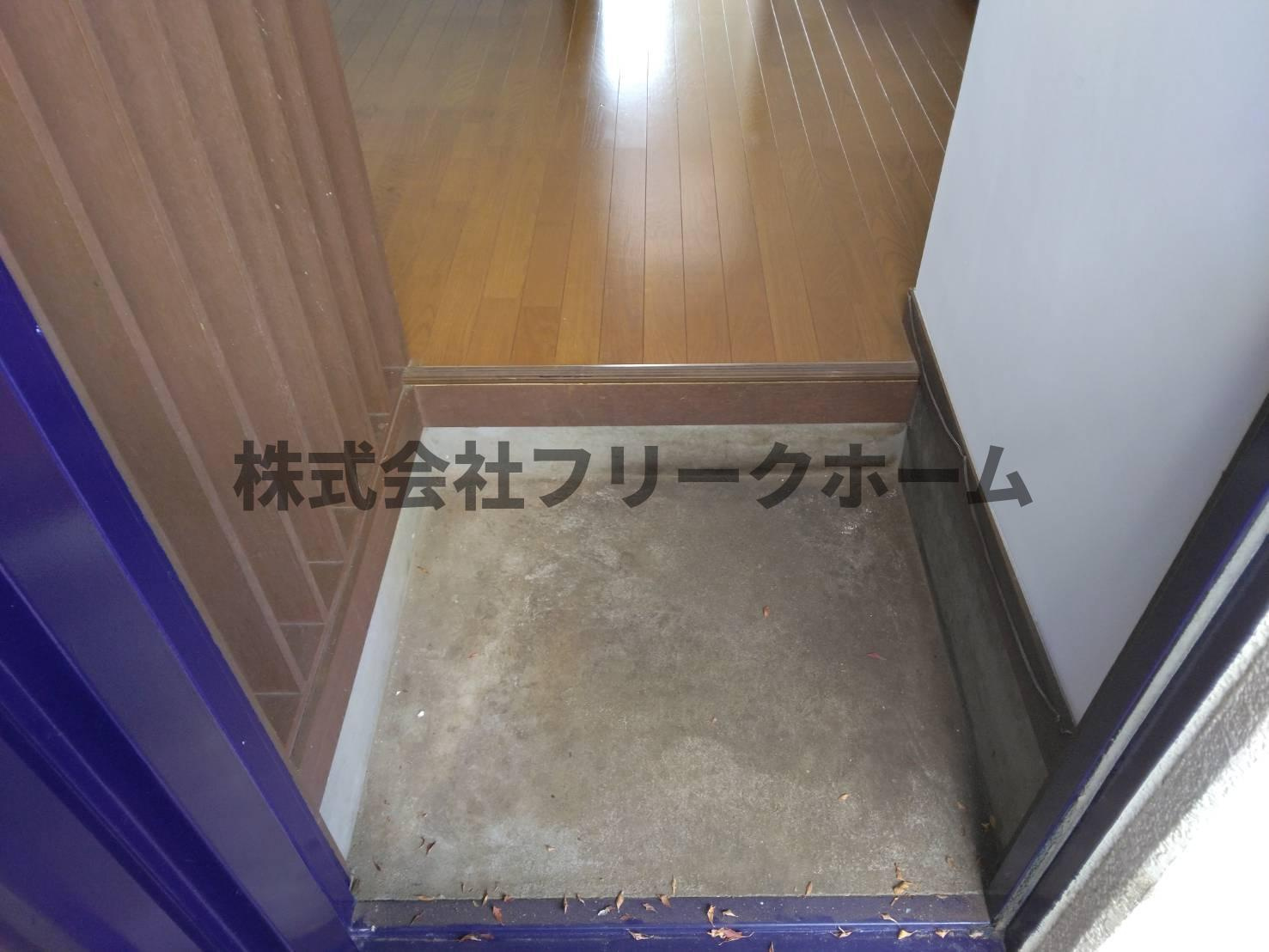 コーポサクライの玄関