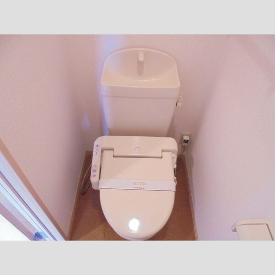 【トイレ】 | エポワールメゾン | 清潔感のあるトイレです