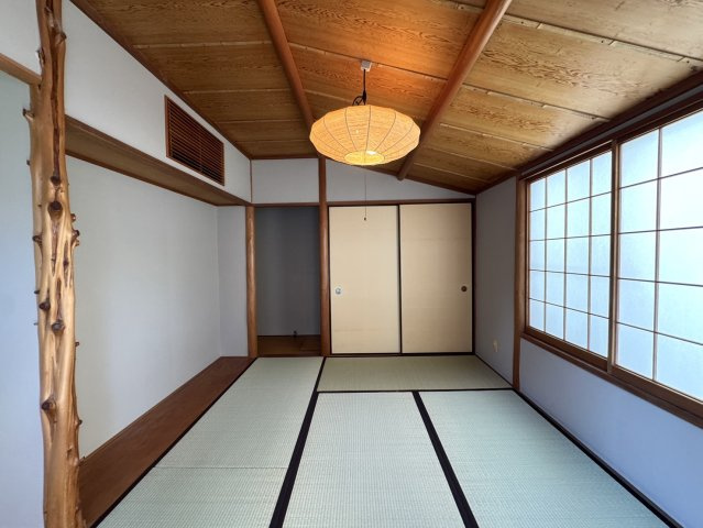 代田5丁目戸建ての和室|フローリングだけでなく、和室もあります