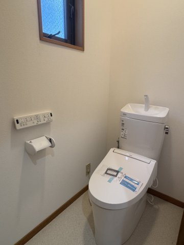 代田5丁目戸建てのトイレ|清潔感のあるトイレです