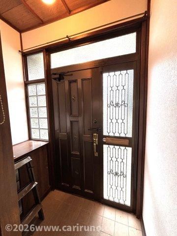レントハウス川越砂新田の玄関|明るい玄関です