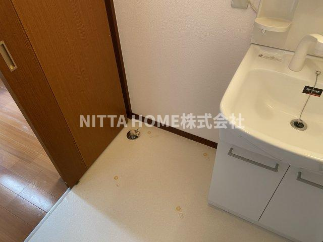 クラージュの洗面所|室内洗濯機置場になります☆