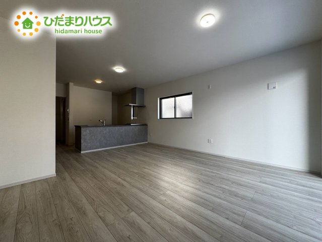 上尾市本町6期　新築戸建　02のダイニング