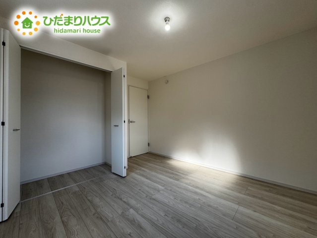 上尾市本町6期　新築戸建　02の収納