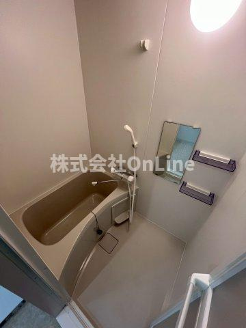エルミタージュ小若江1号館の浴室