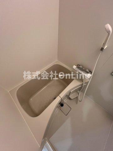 エルミタージュ小若江1号館の浴室