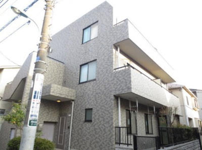 【外観】 | カターラ阿佐ヶ谷 | 鉄筋コンクリート造のがっちりとした建物。
