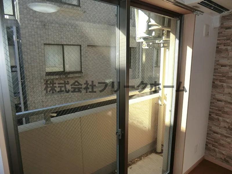 武蔵野市西久保２丁目の賃貸マンションのバルコニー