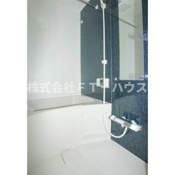 ＢＲＡＶＥ　ＦＵＮＡＢＡＳＨＩの浴室