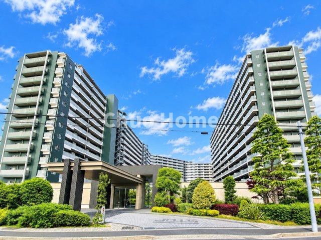 アクラス4号棟の外観|2010年1月築。ペットの飼育可能マンションです。総戸数：567戸のビッグコミュニティ。
