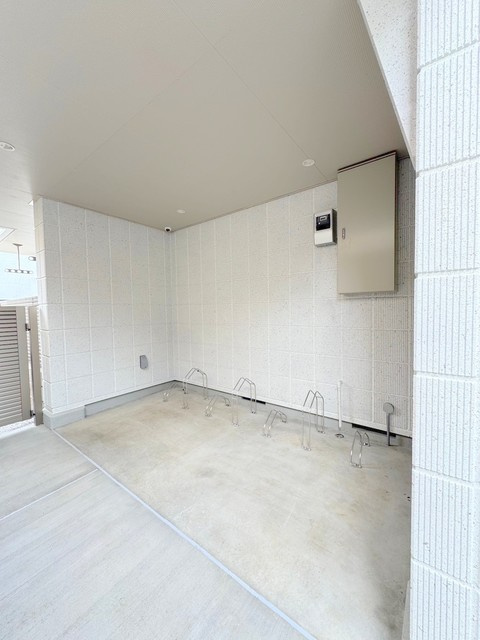 ＳＡＴＳＵＫＩ　ＲＥＳＩＤＥＮＣＥ　荻窪のその他共用部分|★駐輪場★各世帯1台★