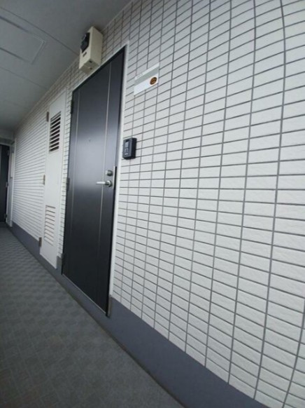 アフェット稲毛Ⅱの玄関