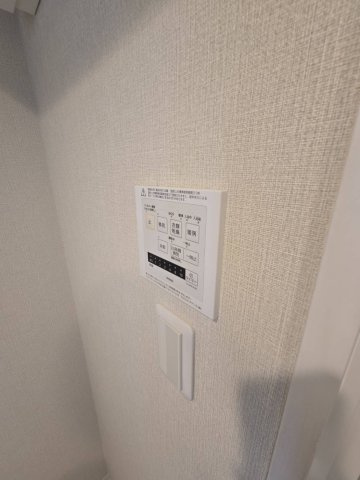 アンピール箱崎東の設備|梅雨の時期は大活躍の浴室乾燥機！家族の数だけ増える洗濯物もしっかり乾かせます