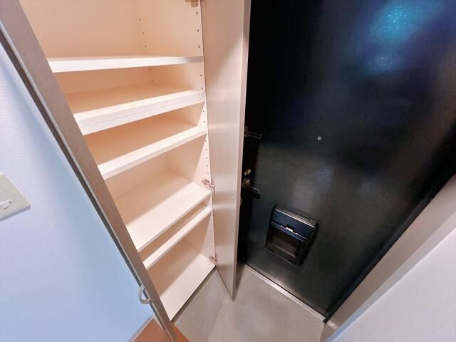 テラス品川の玄関|シンプルで使いやすい玄関です