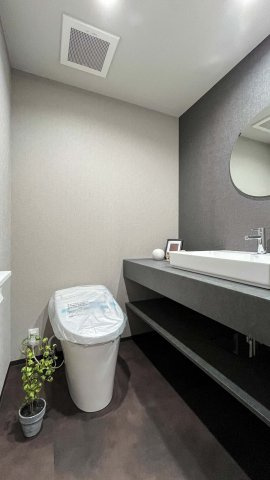 経堂グランドヒルズのトイレ|落ち着いたトイレです