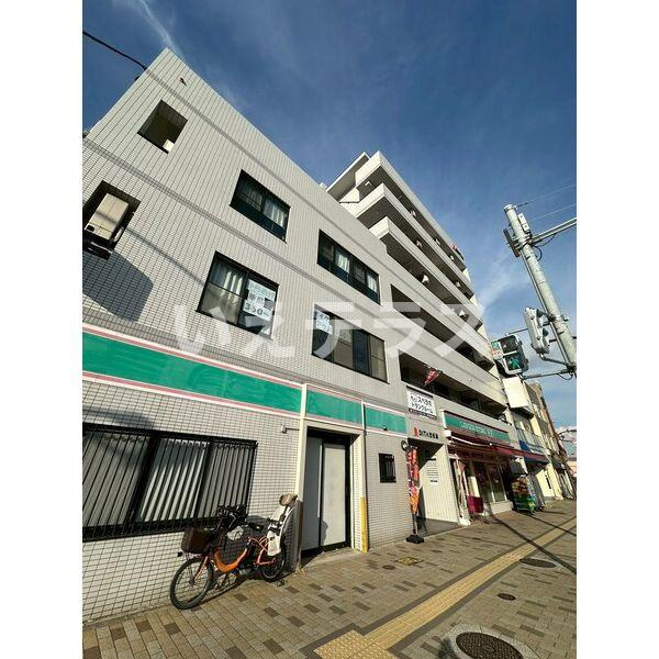 DITA笠松通の外観