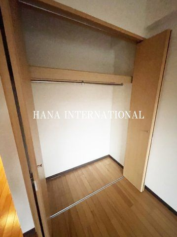 島田マインドタワーの収納|別号室反転写真