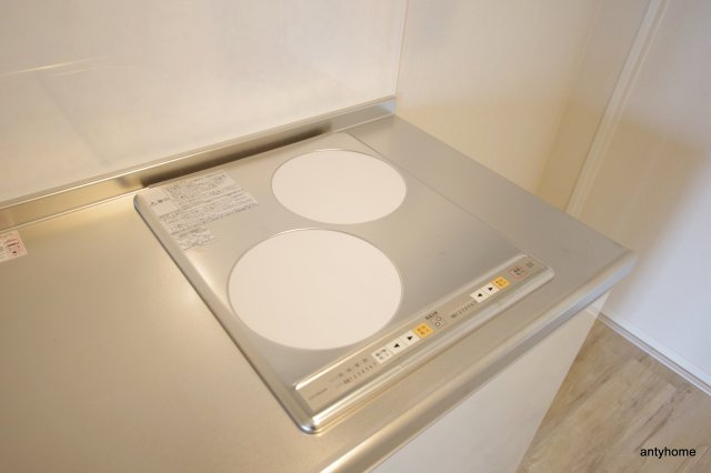 ファーストフィオーレ難波フォート　仲介手数料無料のキッチン