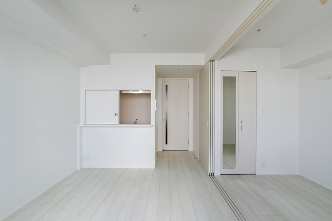 【居間・リビング】 | 新品家具付きマンション博多駅東27(KaGood福岡)