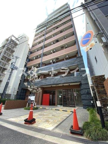 大阪市東淀川区西淡路１丁目の賃貸マンションの外観