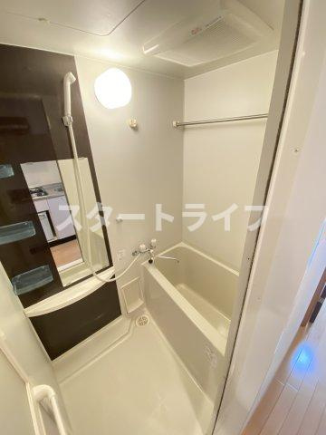 大阪市東淀川区西淡路１丁目の賃貸マンションの浴室