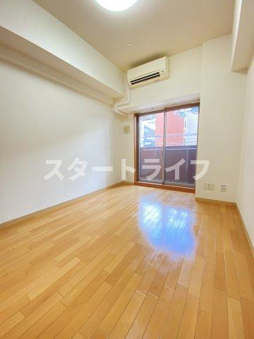 大阪市東淀川区西淡路１丁目の賃貸マンションの居間・リビング