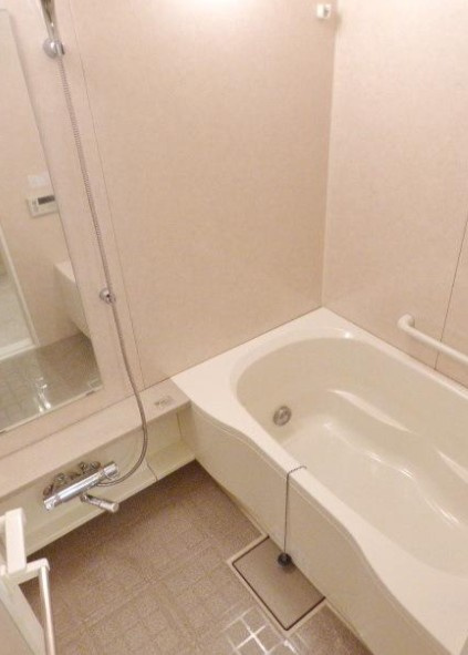 アーバンフラッツつつじヶ丘の浴室|※別部屋参考写真
