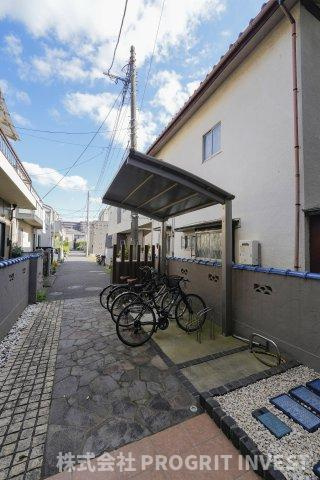 Motoyawata M-RESIDENCEの駐輪場