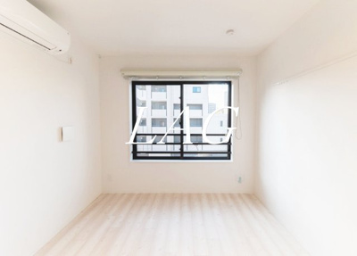 【居間・リビング】 | ＣＯＣＯＣＵＢＥ北品川 | 洋室のお部屋です。
