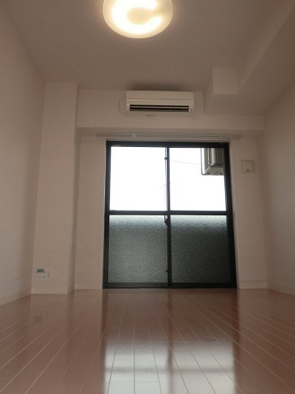 【洋室】 | 新品家具付きマンション宮本町15(KaGood東京)