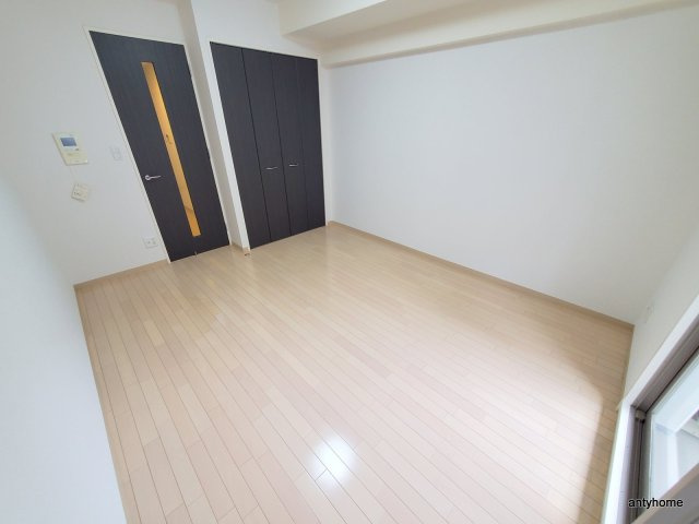 レジュールアッシュJUSO　仲介手数料無料の寝室