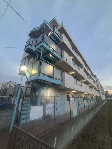 メゾンピッコロ塚口の外観