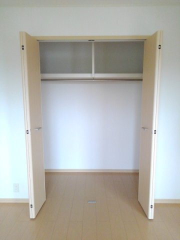 ベル　セレーノ　Ｂ棟の収納