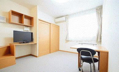 【居間・リビング】エルプレイス横浜青木町（旧・レオパレスFlat青木町） 