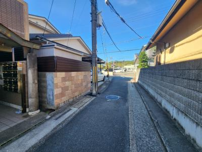Shine太秦の地図|前面道路