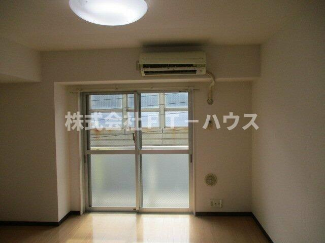 ミリアビタＮＯ．１３の居間・リビング