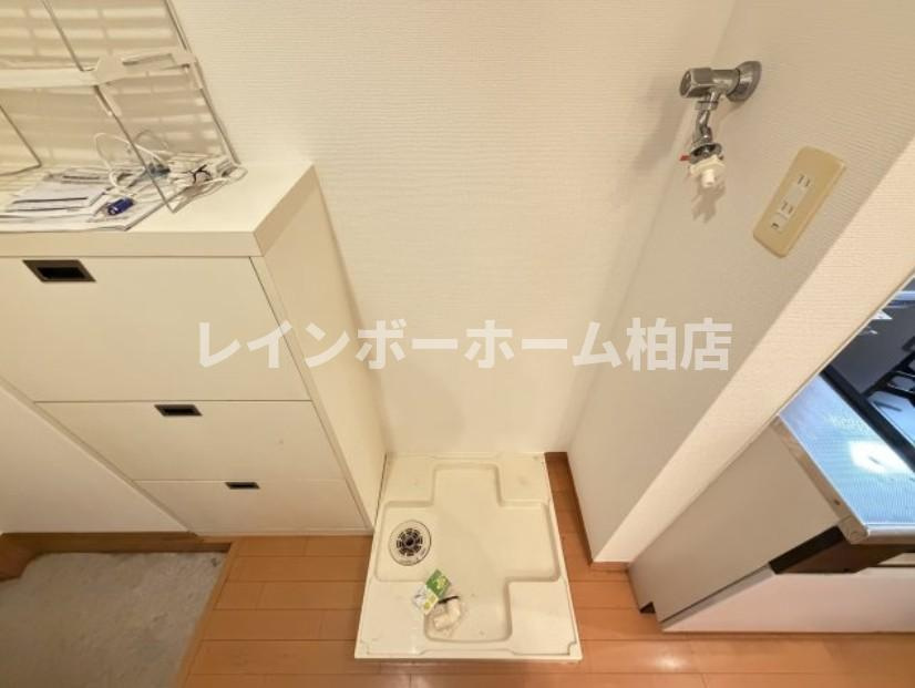 特典：仲介手数料が50％OFFです‼の設備|室内洗濯機置き場です