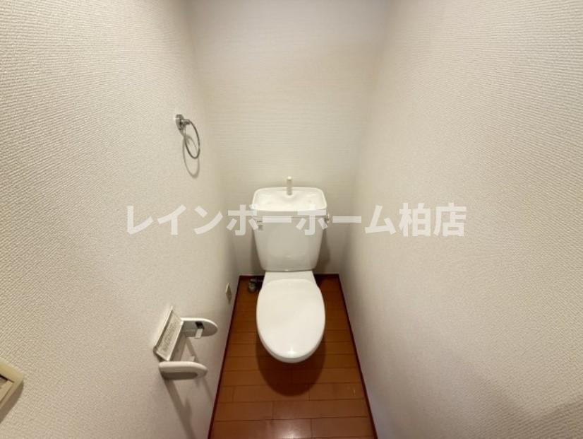 特典：仲介手数料が50％OFFです‼のトイレ|コンパクトで使いやすいトイレです