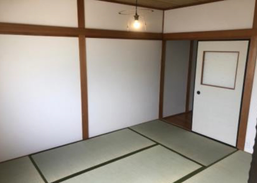 東淀川区菅原２丁目　中古テラスの和室|柔らかい畳が心地よい和室