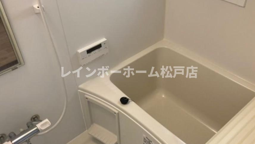 萩沢ハイツA棟仲介手数料（賃料の1.10ヵ月）の50％OFF対象物件！の浴室|きれいなお風呂です